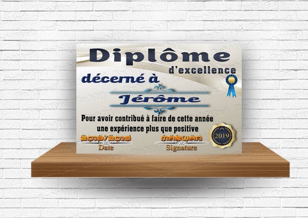 Diplôme d'excellence en aluminium personnalisé avec prénom et date