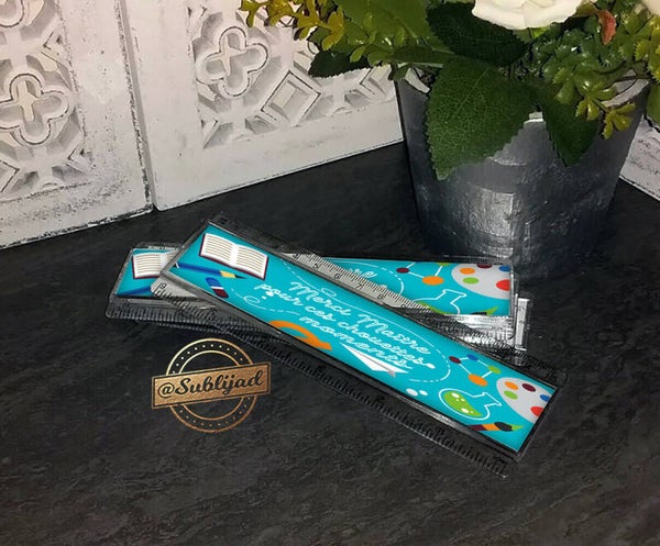 Règle acrylique 15 cm avec plaque aluminium personnalisée merci maître