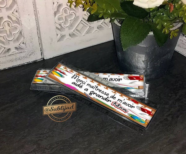 Règle 15 cm avec plaque aluminium merci maîtresse personnalisée avec le prénom de votre choix