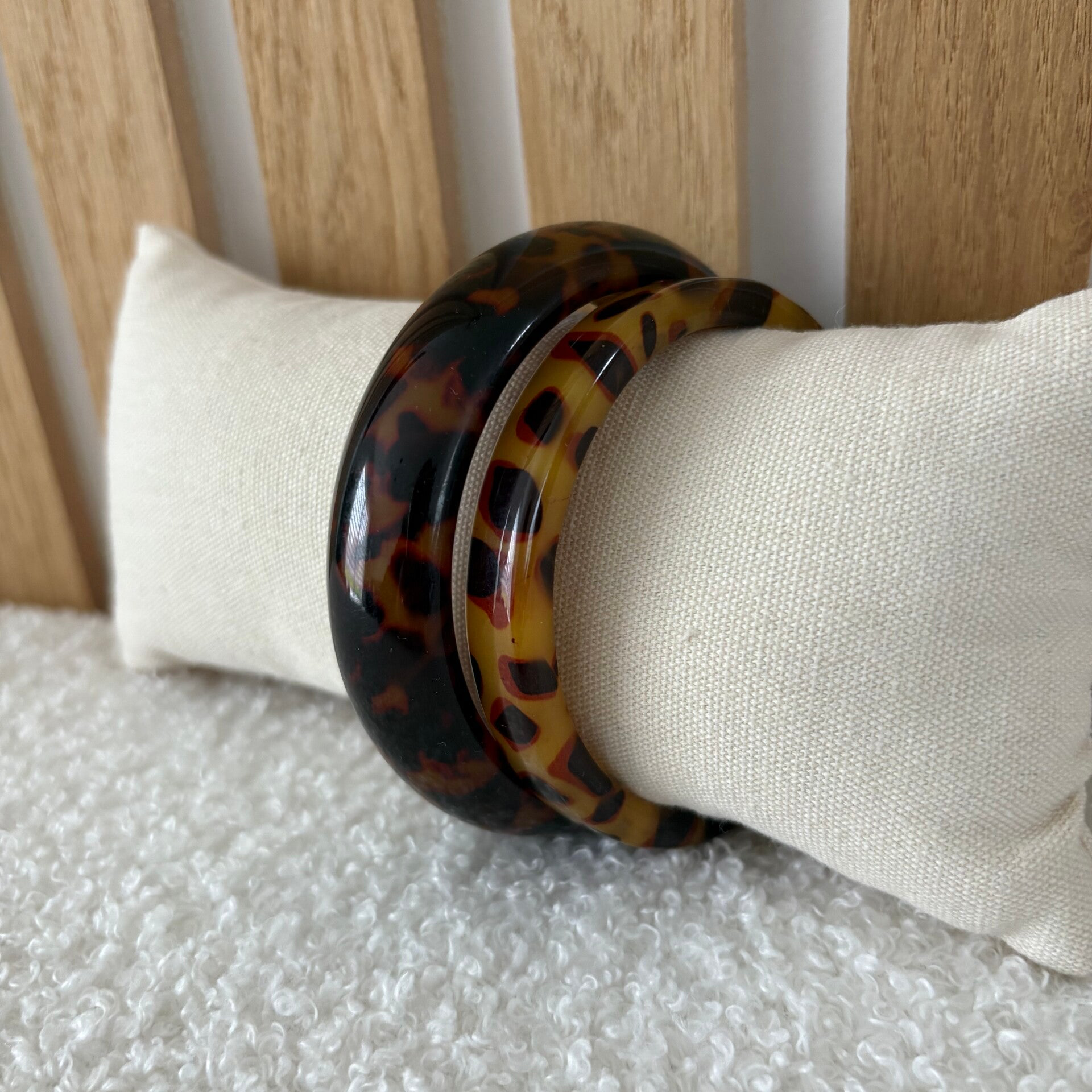 Lot de bracelets en résine à motifs léopard