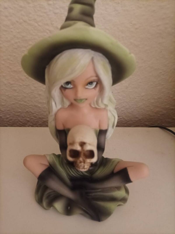 Figura de bruja