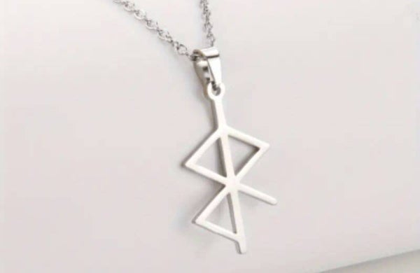 Colgante plata runa vikinga