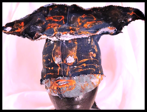 Jean hat named Poetry size medium to small is 20 inches in the crown. This is an original hat.