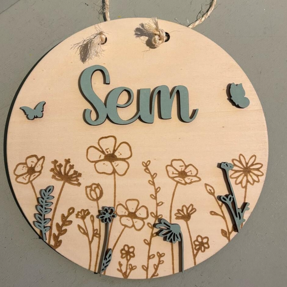 Geboorte bord bloemen en naam