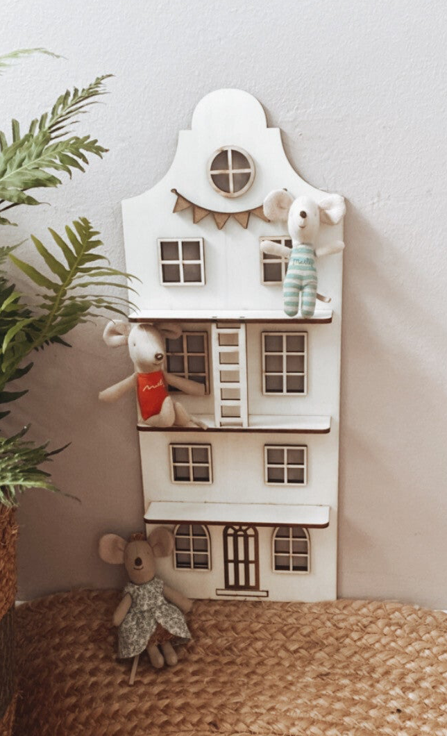 Poppenhuis grachtenpand Chloe