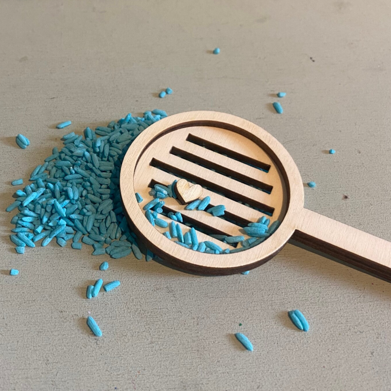 Houten zeef rond gleuf