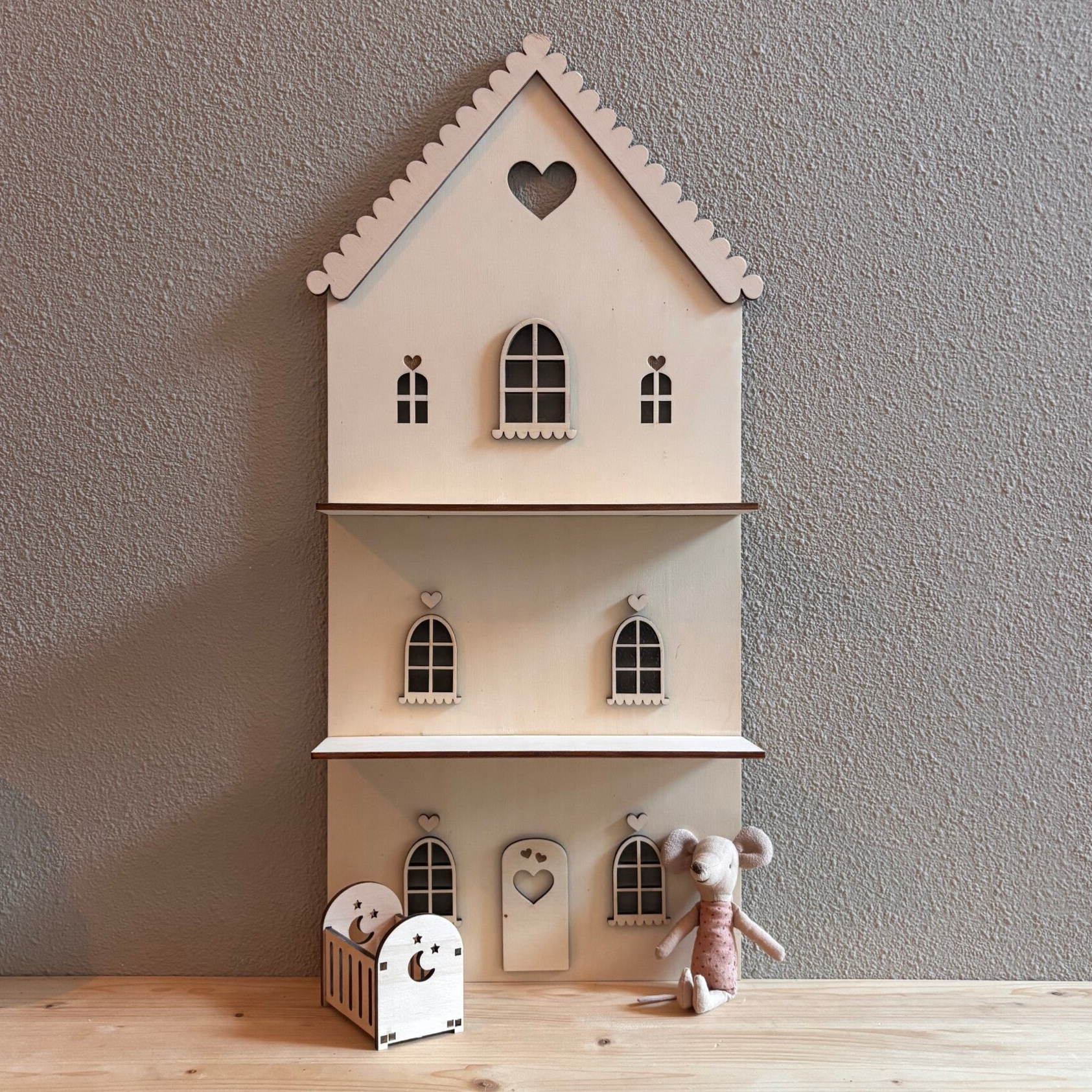 Poppenhuis ledikant maan