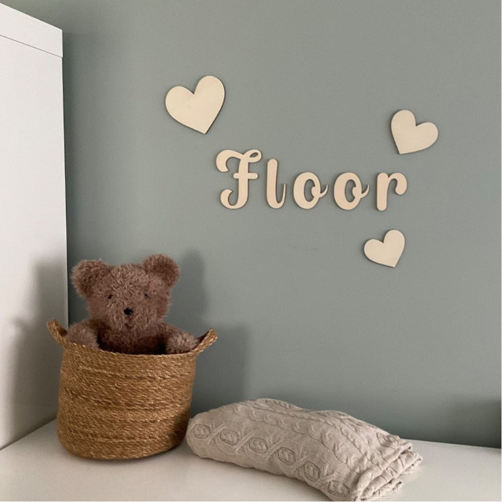 Houten figuren klassieke hartjes