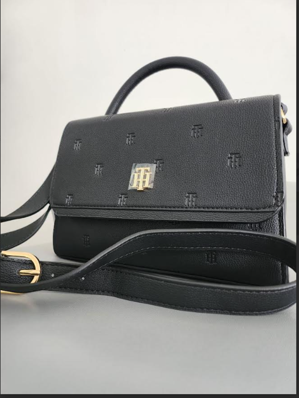 Sac9,10,11 A Main Femme Tommy  Hilfiger Modern Mini noir réf XW03744 999 UBI