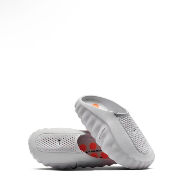 Nike Mind 001