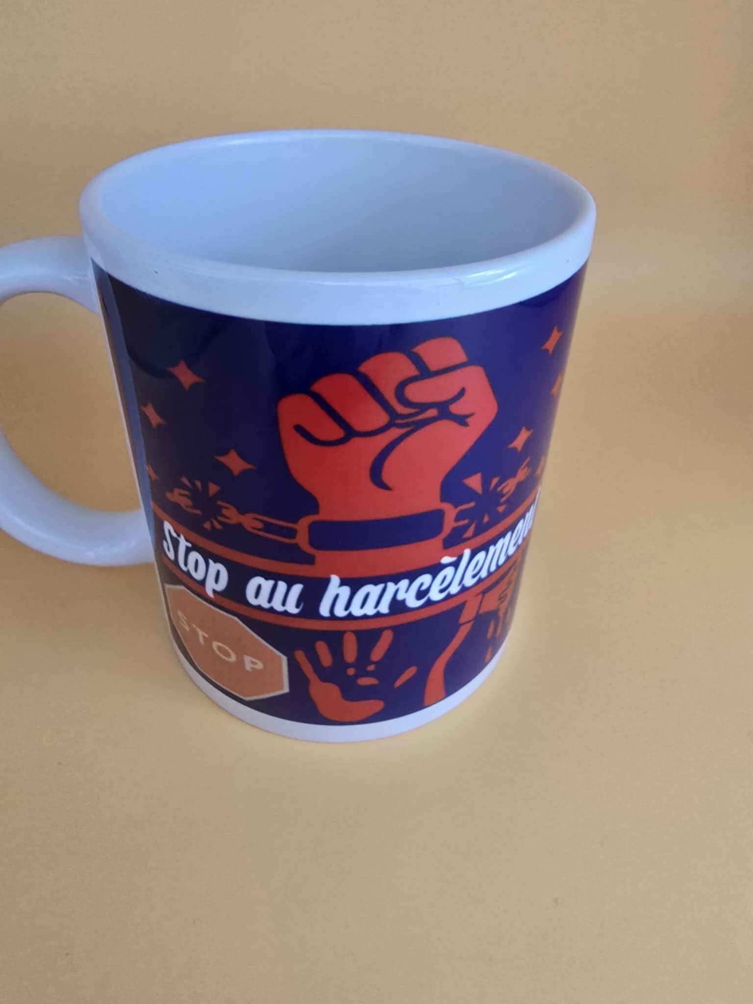 Mug stop au harcèlement