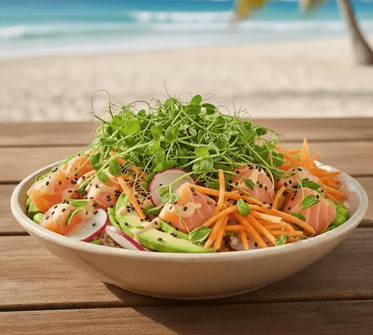 Tropisk poke bowl med kikärtsskott odlade på fröer från HCT Seeds