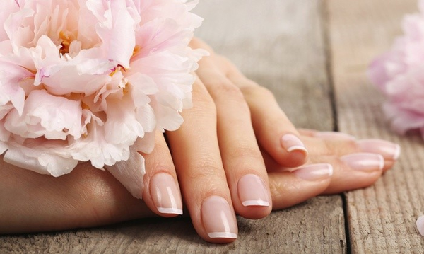 Nailart.  1 vingernagel gratis