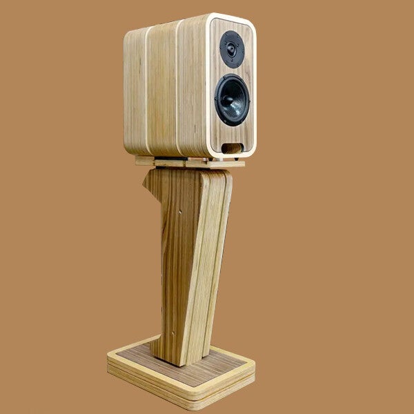 Audel Magika Plus+ Walnut (incl Stands en Grill) per pair*