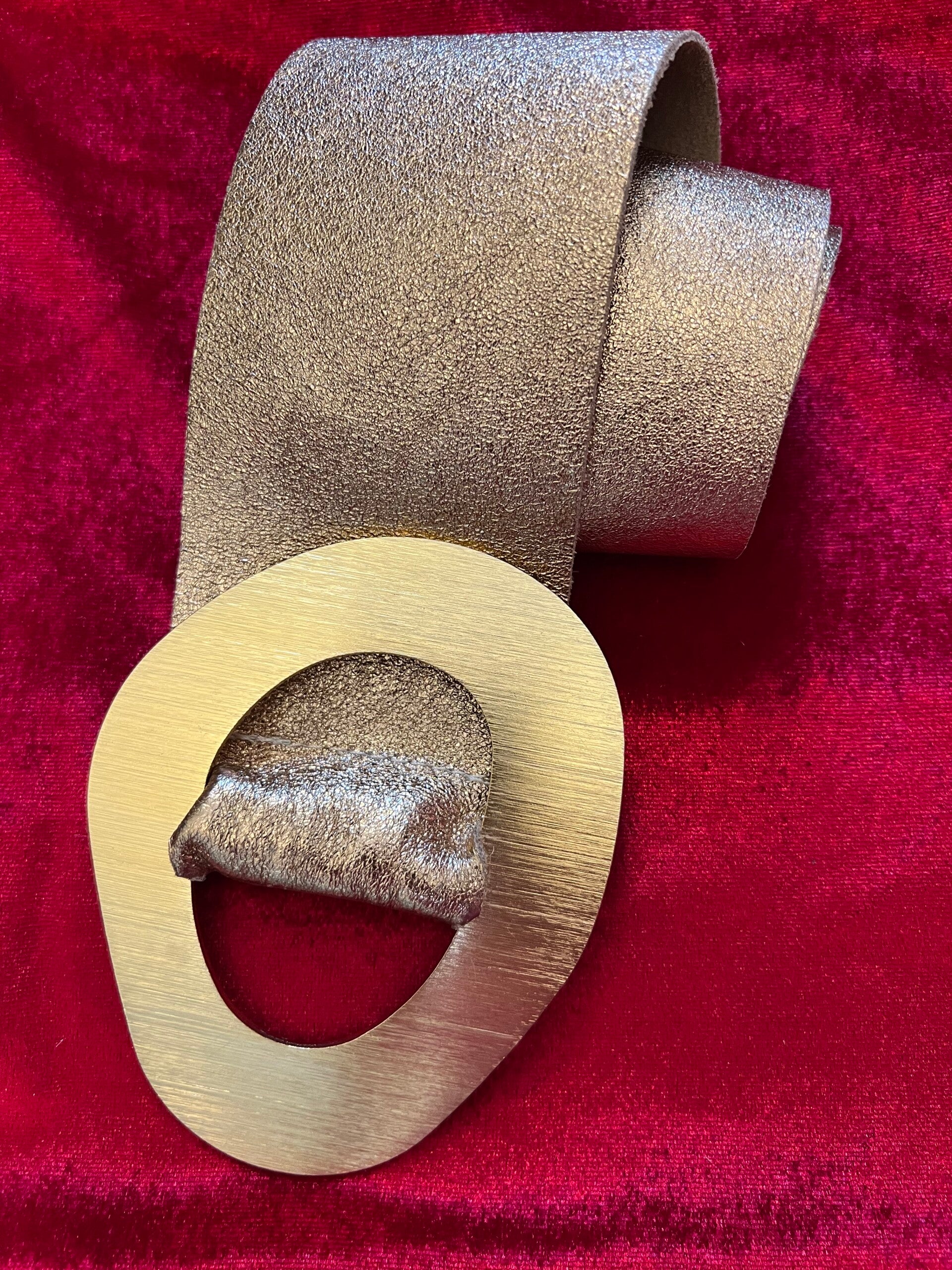 Goud kleur dames riem