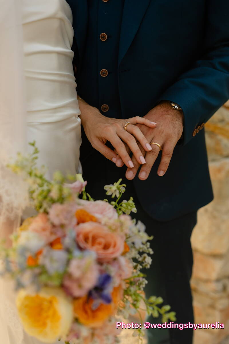 marine-antoine_18juil26_weddingsbyaurelia_0420-standard.jpg