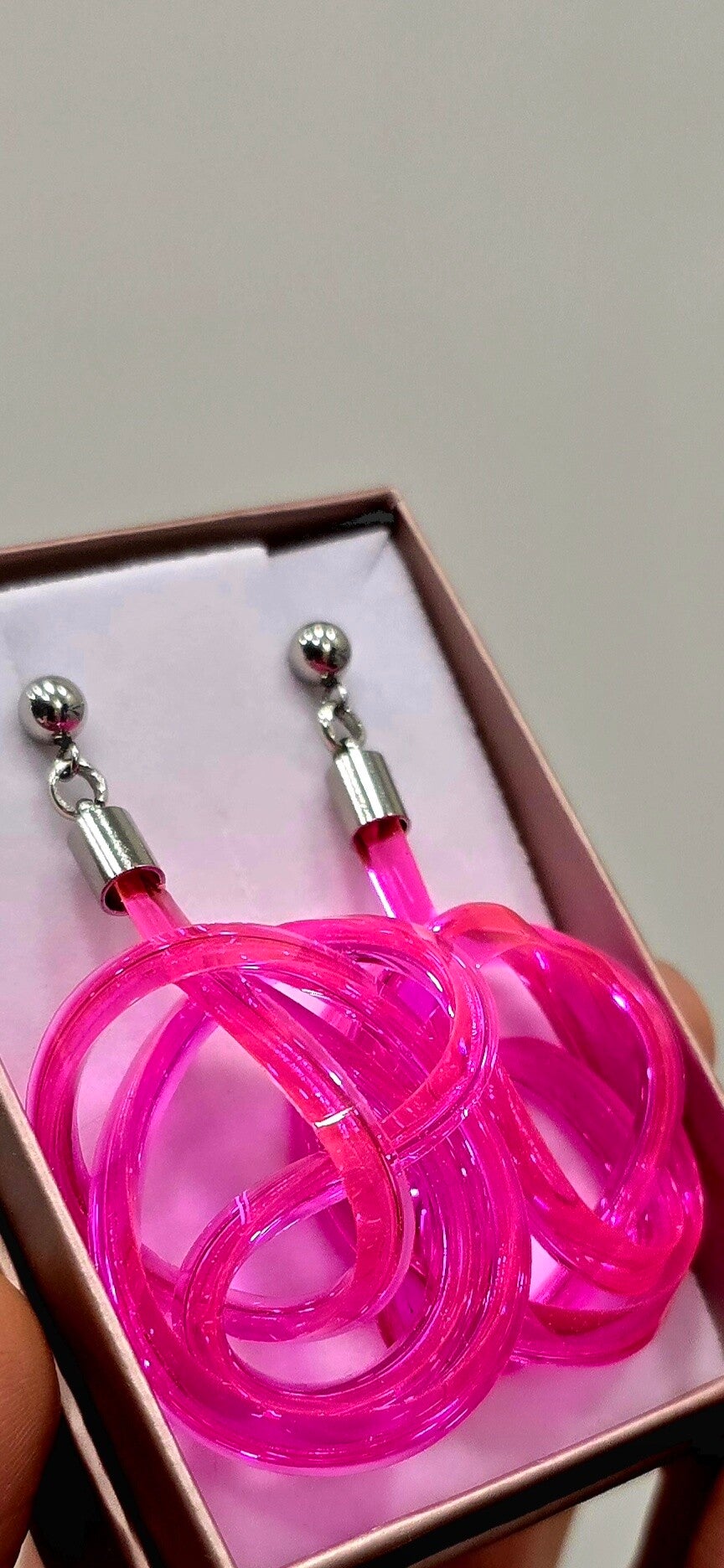 Linea Revolution: orecchini Caos (Rosa fluo)