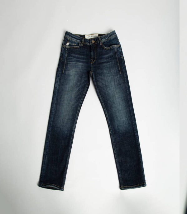C4 Relaxed Fit