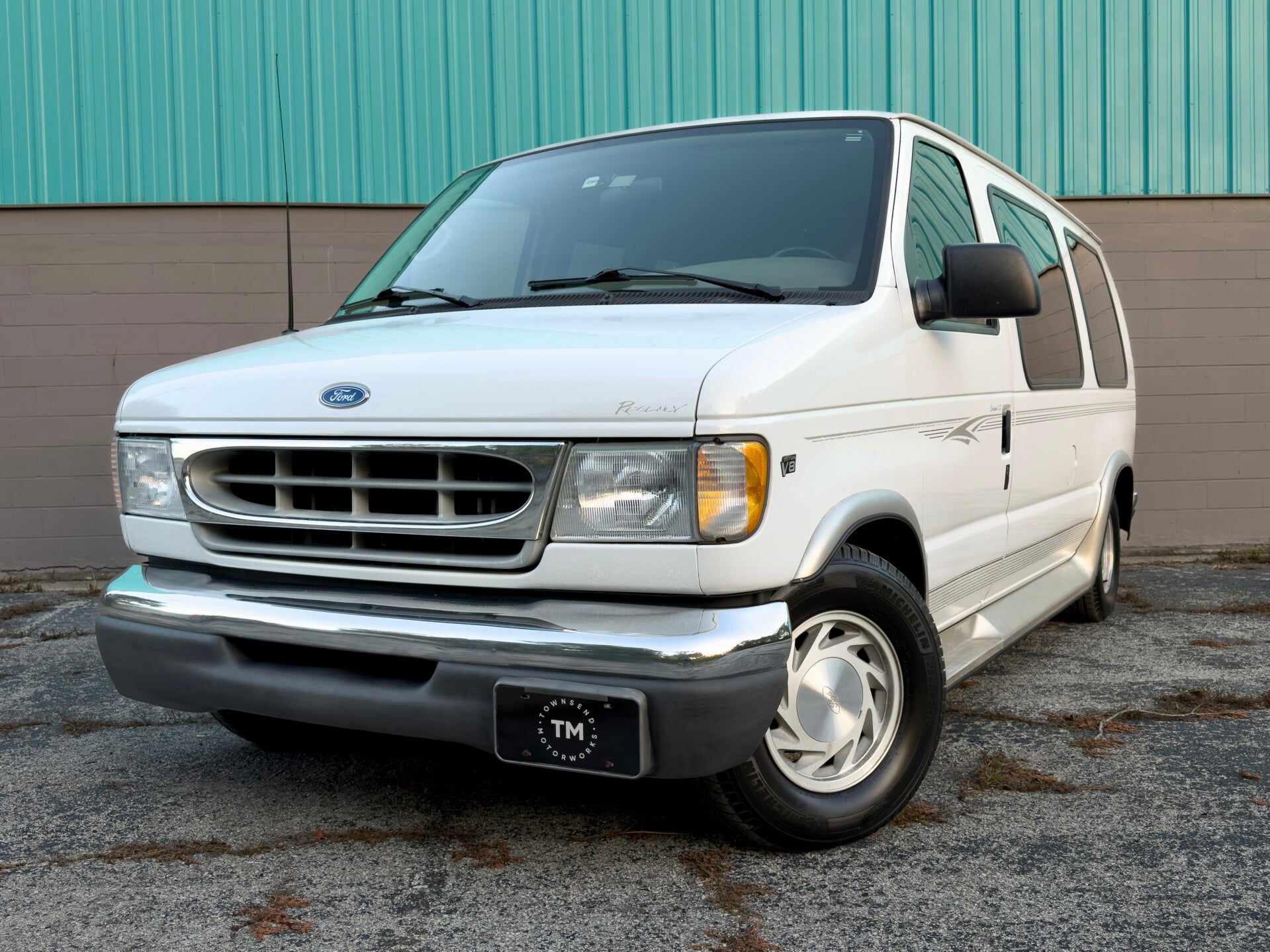 2002 Ford Econoline Conversion Van **LOW-MILE TIME CAPSULE**