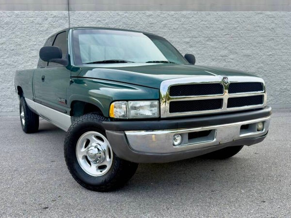 2000 Dodge Ram 2500 *5.9L CUMMINS TURBO DIESEL*