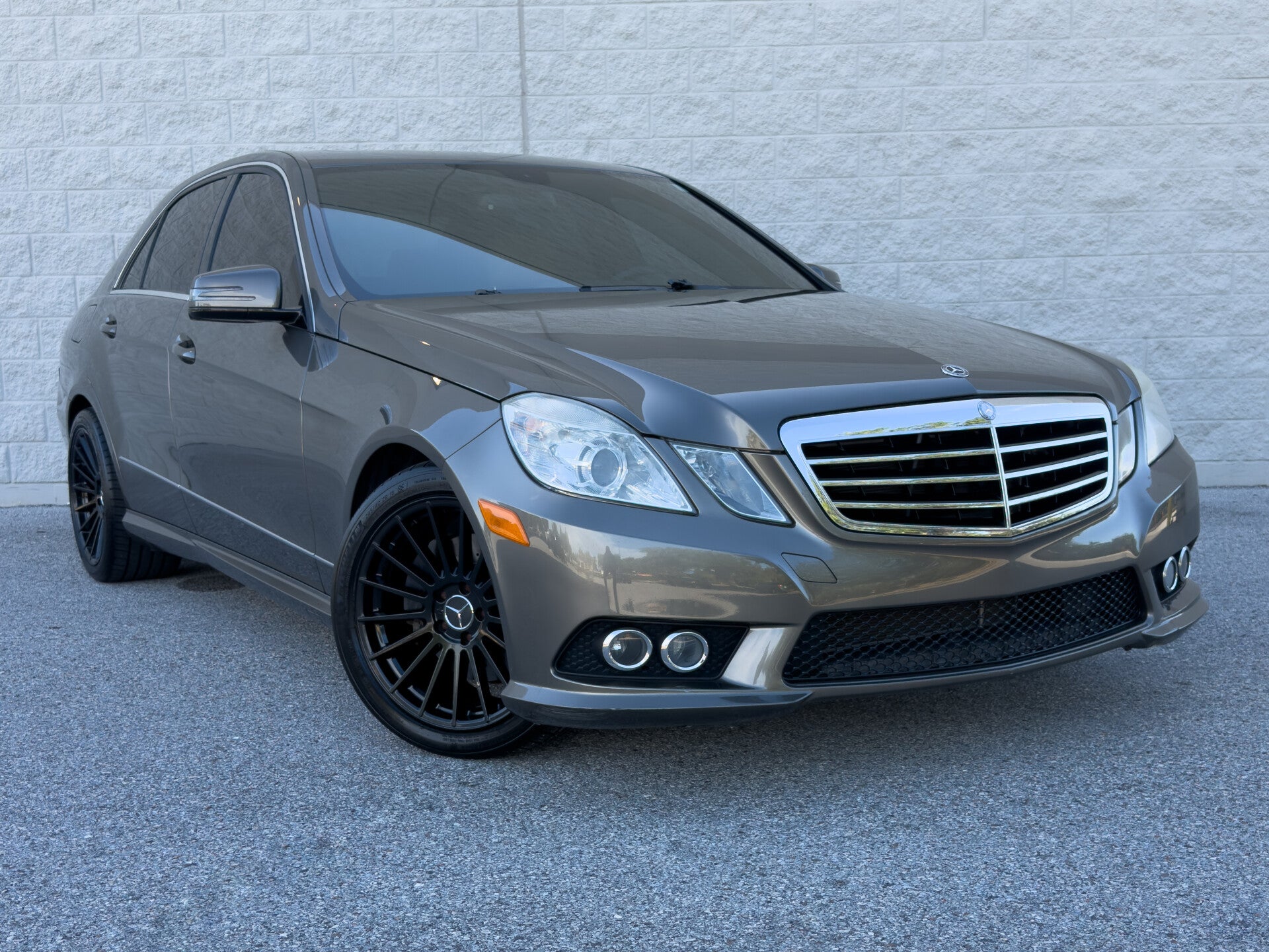 2010 Mercedes-Benz E 350 Sport *LOW MILE LUXURY*