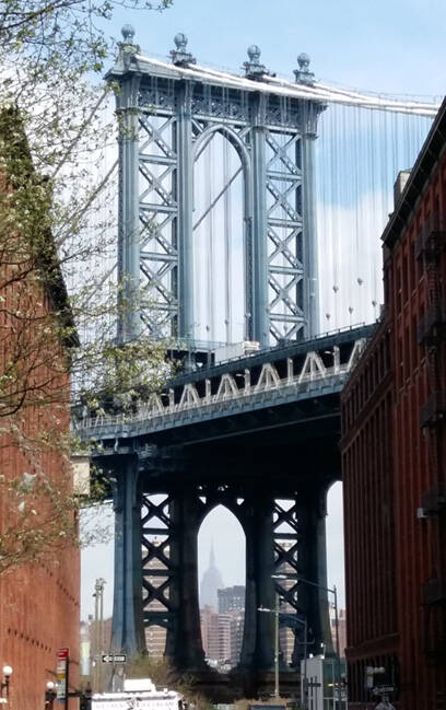 Uitzicht op Manhattan Bridge vanuit Brooklyn