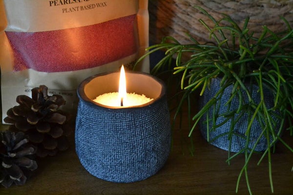Antraciet potje met 80gr kaarsenzand. (2x lont inclusief).  Kleur zand naar keuze. (excl. overige accessoires)
