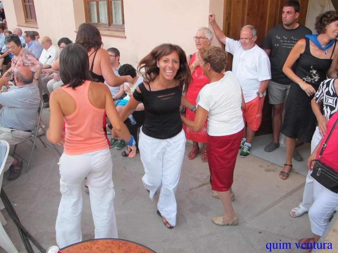 1000038376-standard.jpg