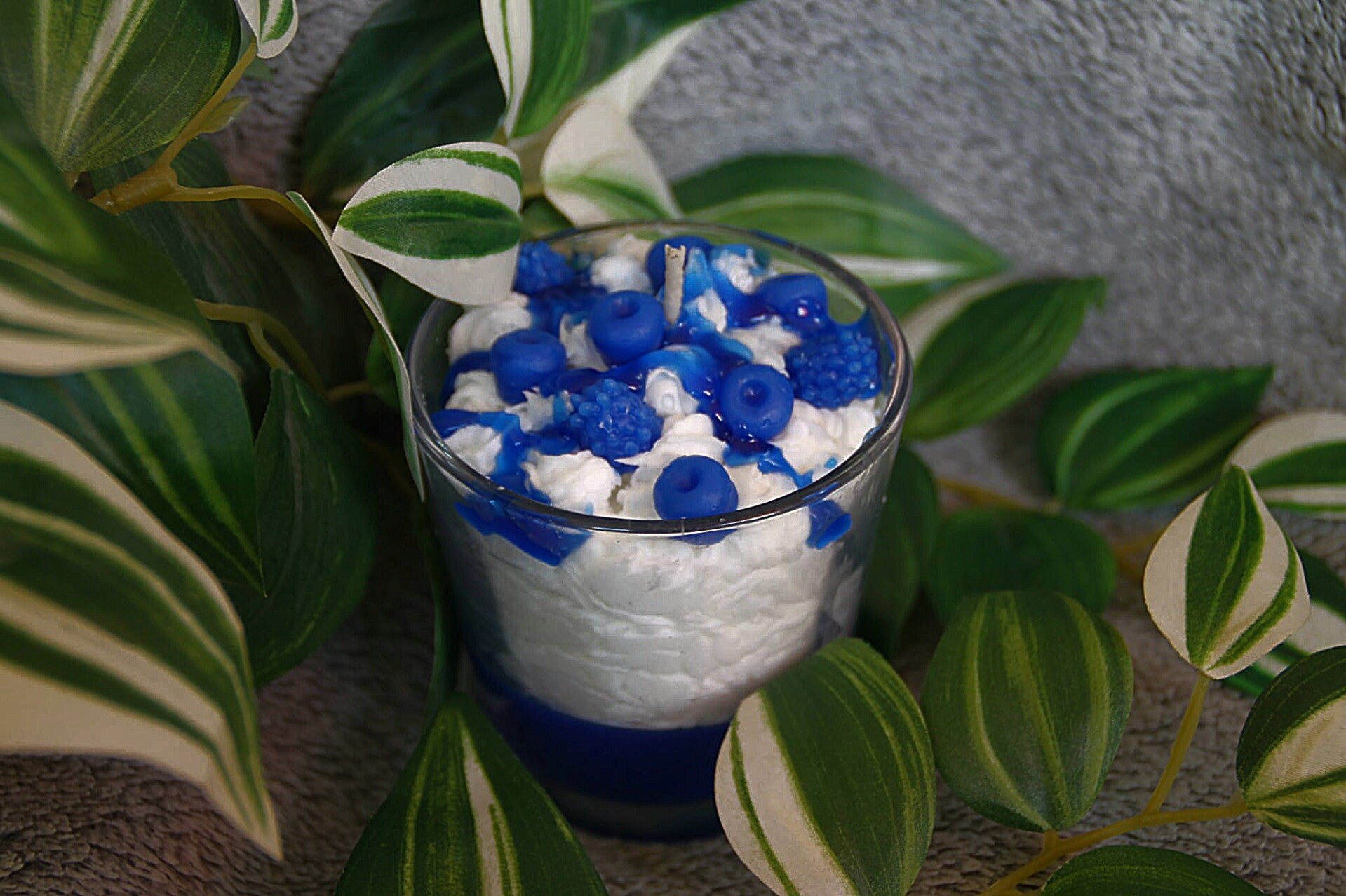 Blueberry Dream Dessertkerze im Glas – handgemacht