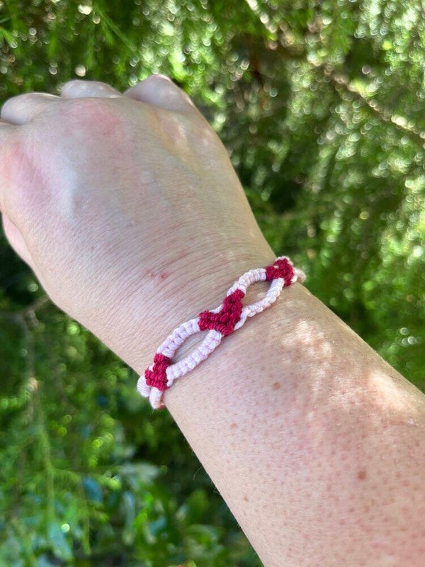 Armbandje macrame hartjes sc/pp