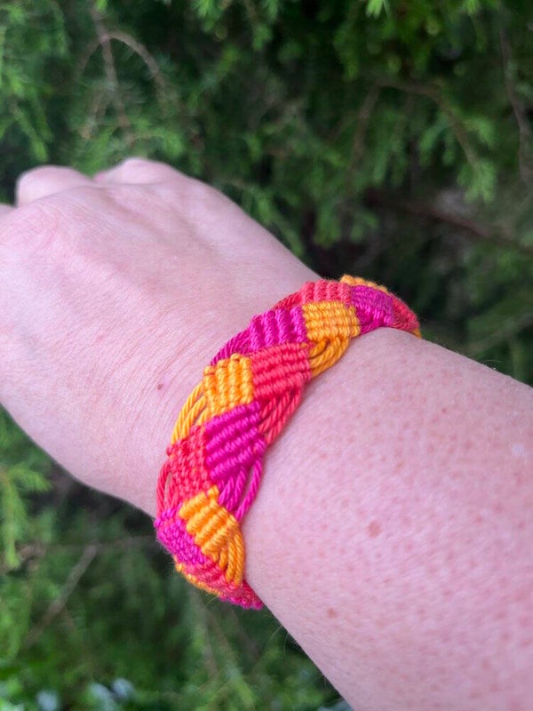 Armbandje Macramé Vlecht Abricot/Fushia/Watermelon