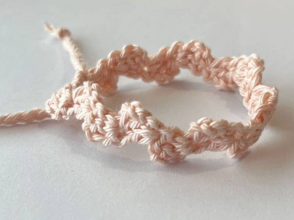 Petal Peach armbandje Wave