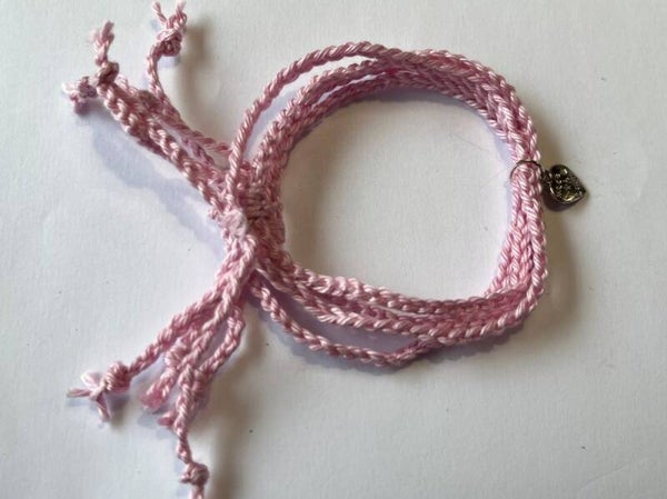 Rosa armbandjes