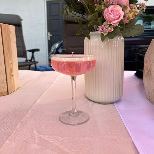 Cocktail 'Golden Coupe Rosé'