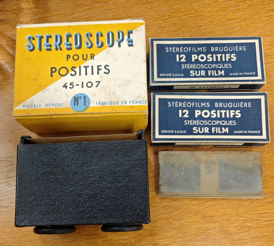 VISIONNEUSE ET PHOTOGRAPHIES STEREO 45x107 mm SUR FILMS LUCHON SUPERBAGNÈRES - GAVARNIE - LOURDES