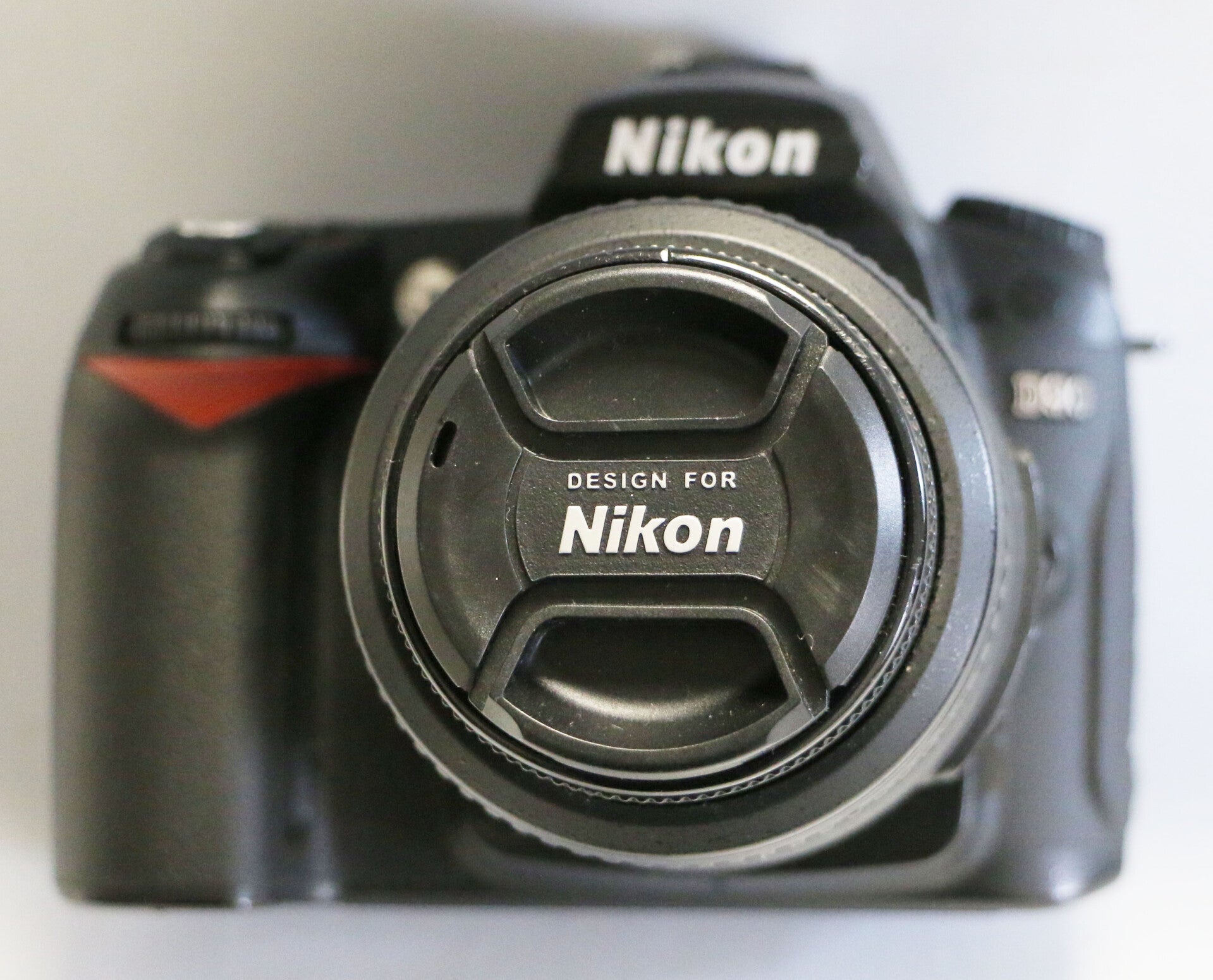 NIKON (digital) D90 + ZOOM NIKON AF-S DX 3.5-5.6/18-55