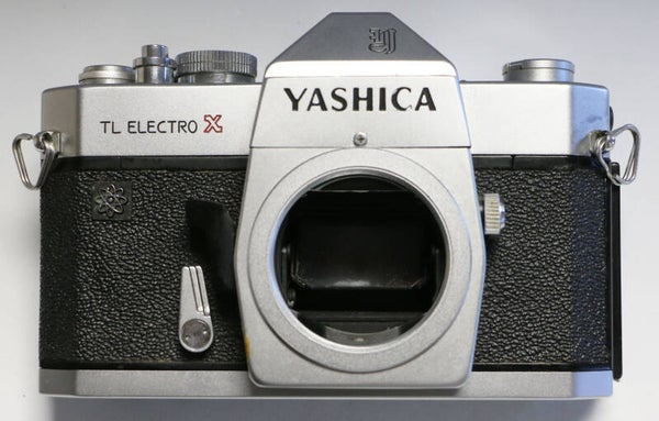 BOÎTIER YASHICA TL ELECTRO X - LIRE LE DESCRIPTIF
