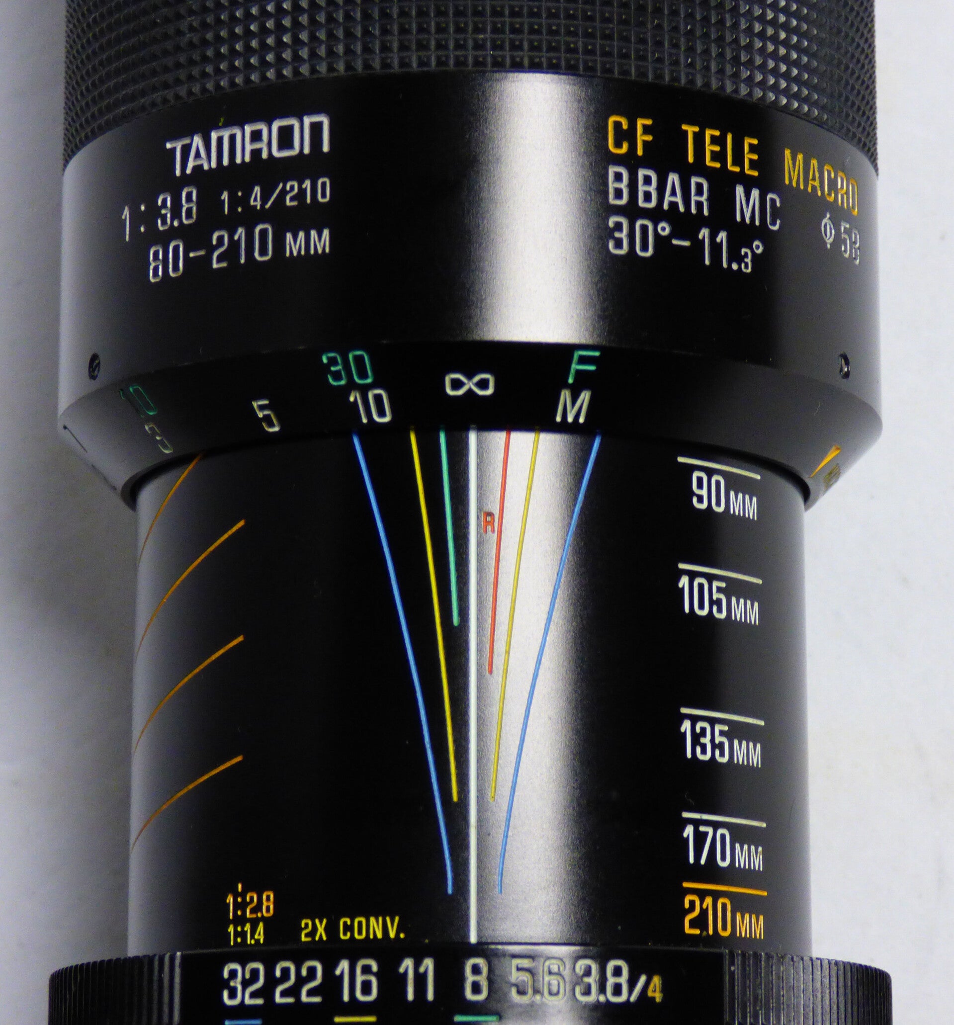 OLYMPUS (pour) TAMRON 3.8/80-210 CF TELE MACRO (BIEN LIRE SVP)