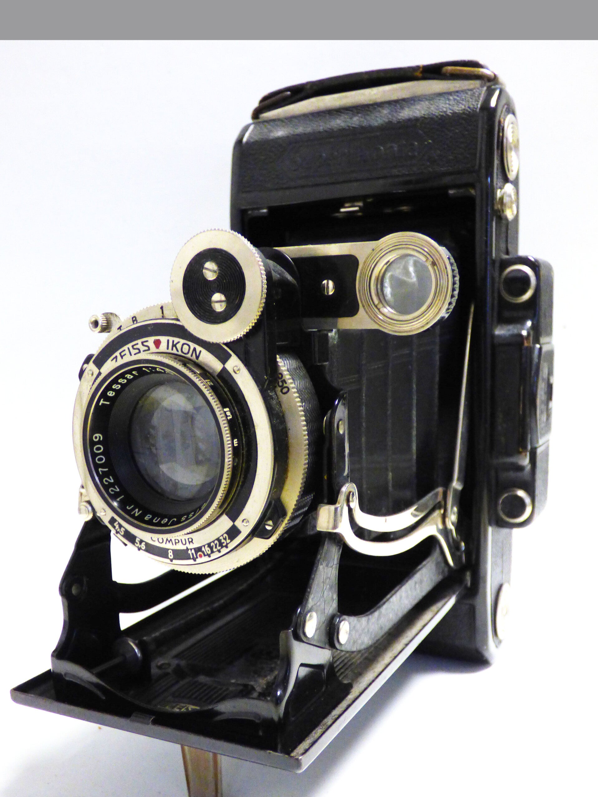 ZEISS IKON SUPER IKONTA 530/15 OBJECTIF TESSAR 4.5/12 cm + ETUI CUIR D'ORIGINE