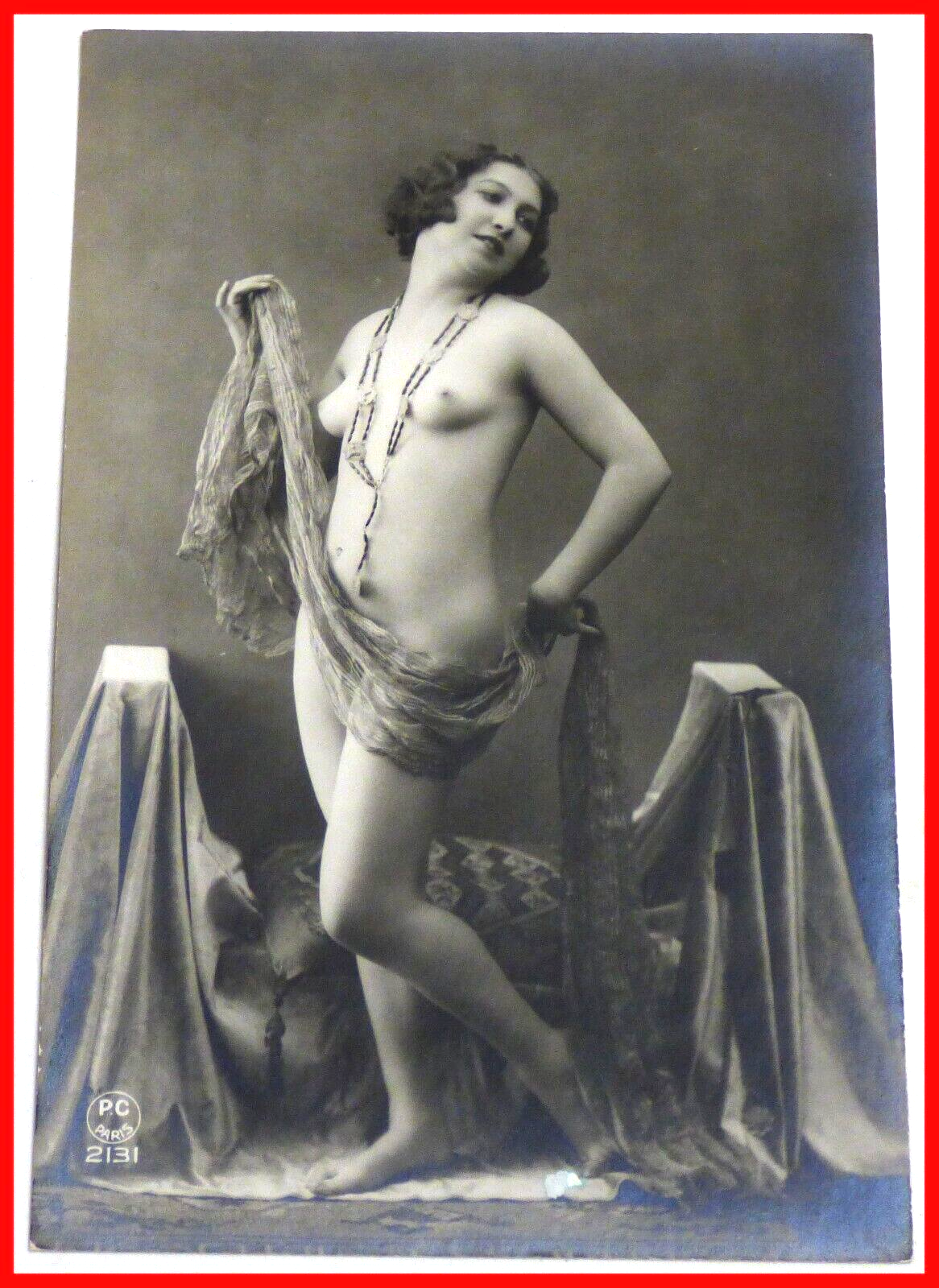 CARTE POSTALE CPA CP Paris 2131 JEUNE FEMME NUE SEXY EROTIQUE NUDE