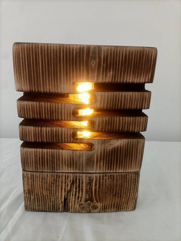 Lumière Sombre