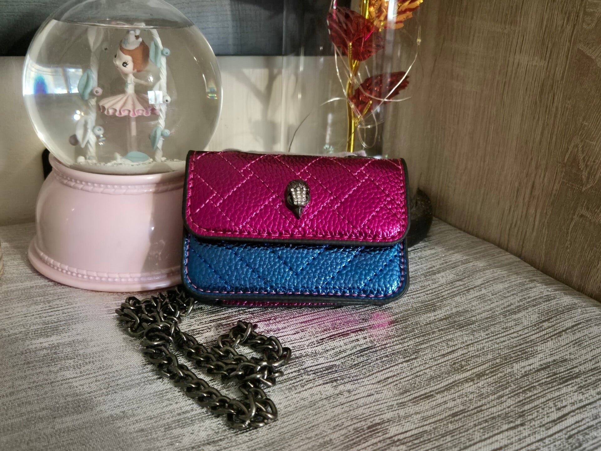 mini sac a main bleu et rose brillant - pochette
