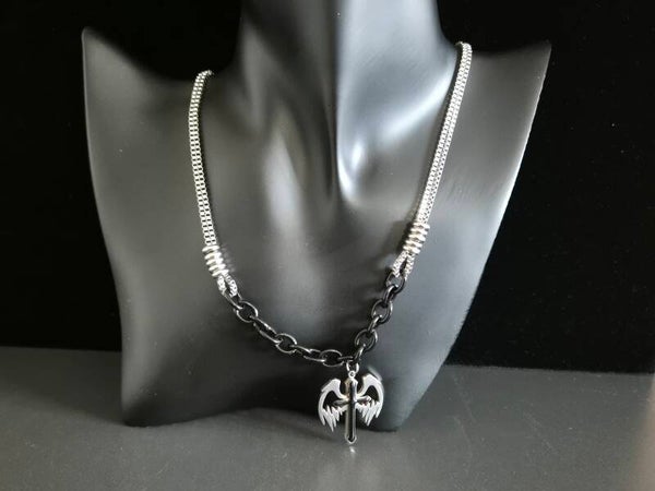 collier plume et croix sacrée et sa double chaine