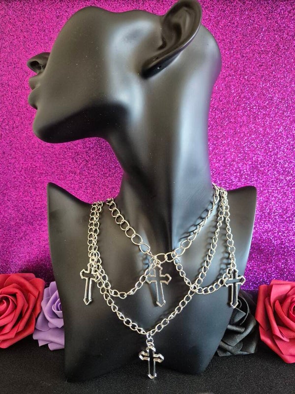 CATHEDRALE  CHAINS
