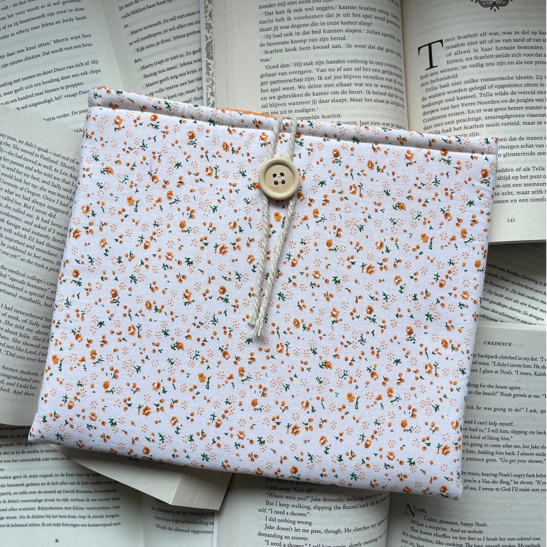 Book sleeve ‘Orange Blossom’