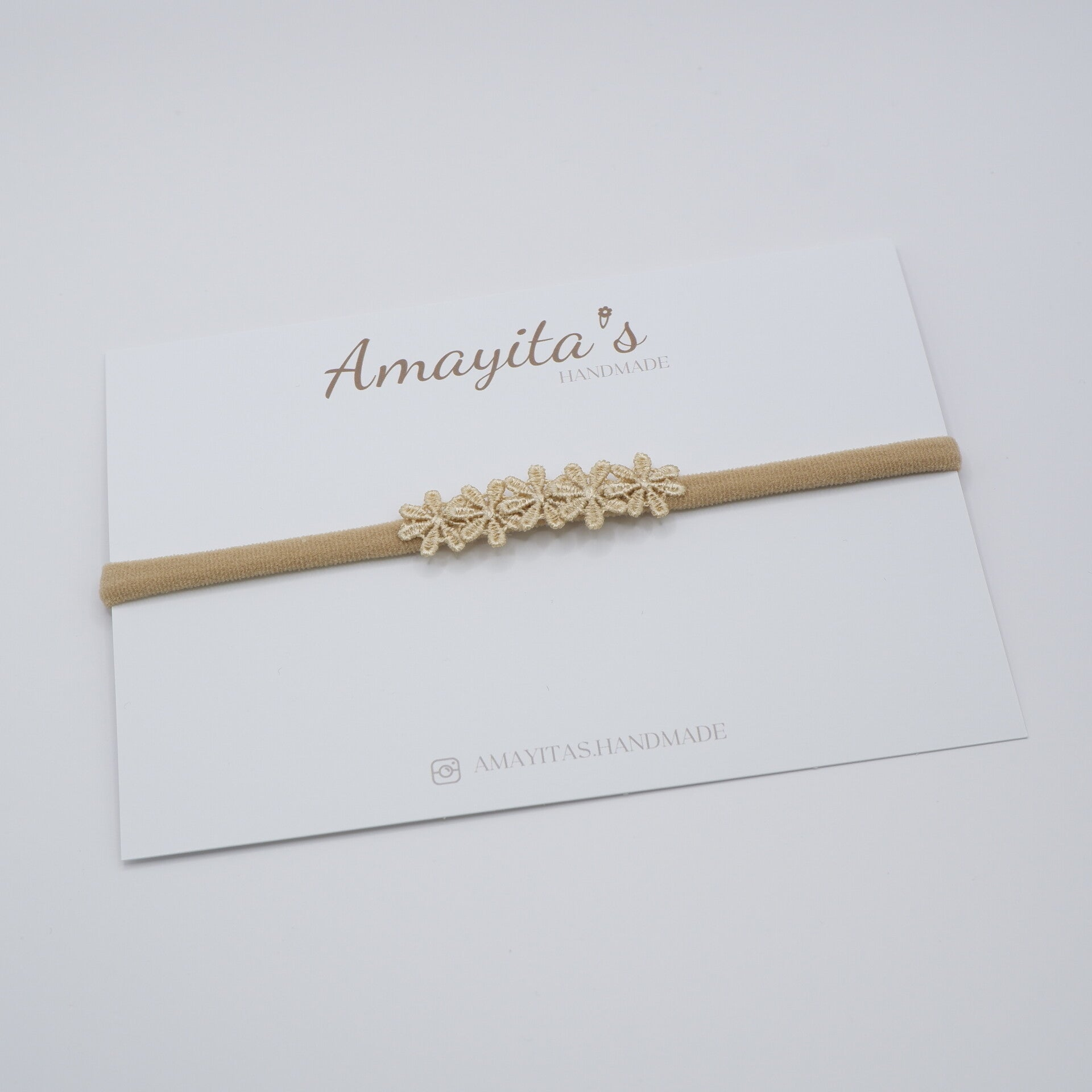 Bloemetjes beige klein