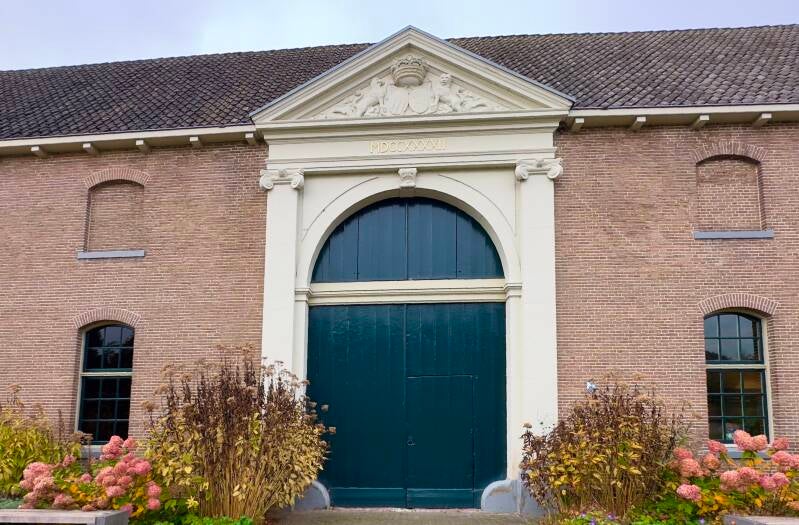 Bijgebouw kasteel Cannenburch