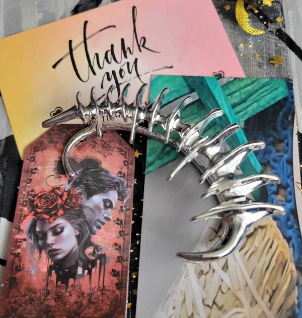 Gothic style ear cuff