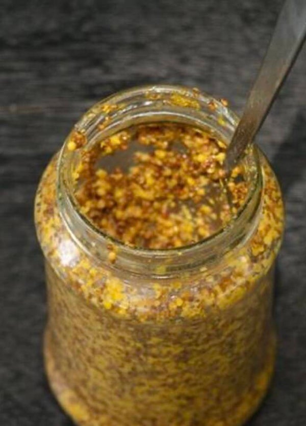 Moutarde à l’ancienne à l’estragon.