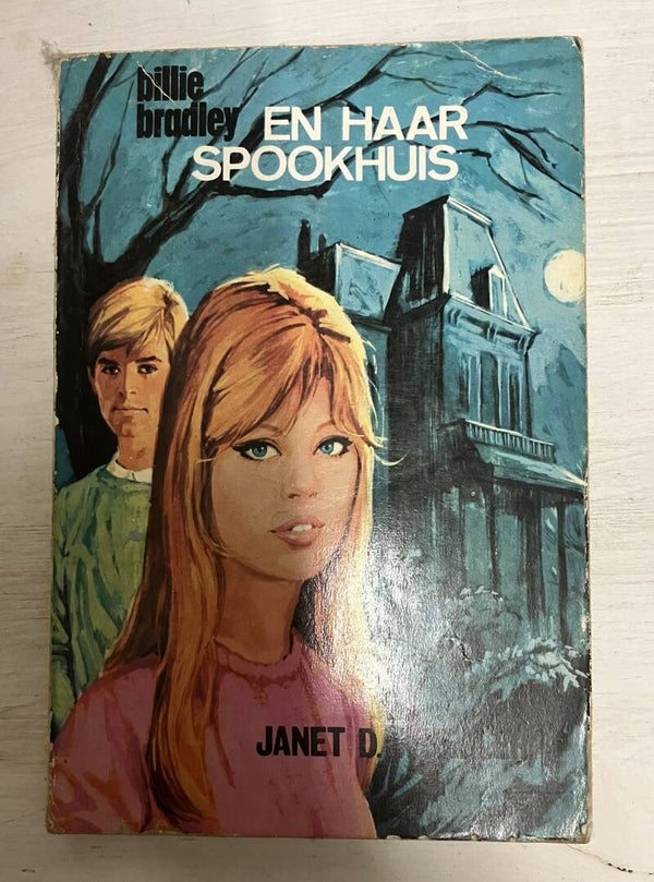 Janet D. - Billie bradley en haar spookhuis